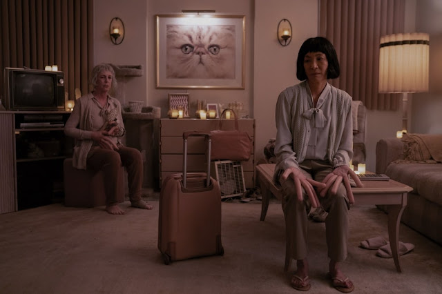 Everything Everywhere All At Once – La recensione del caso cinematografico dell’anno con Michelle Yeoh