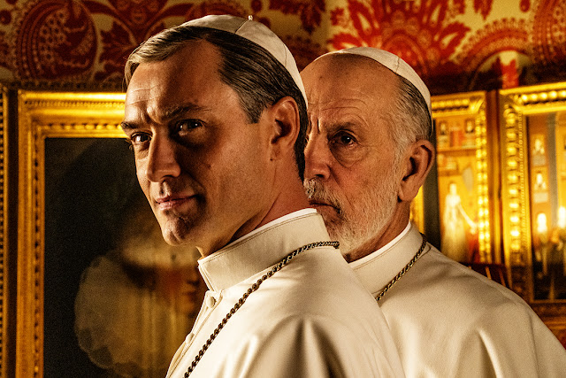 ‘The New Pope’,  ecco Jude Law in una nuova immagine dalla miniserie sequel di Paolo Sorrentino