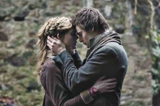 A Star Is Born: Elle Fanning