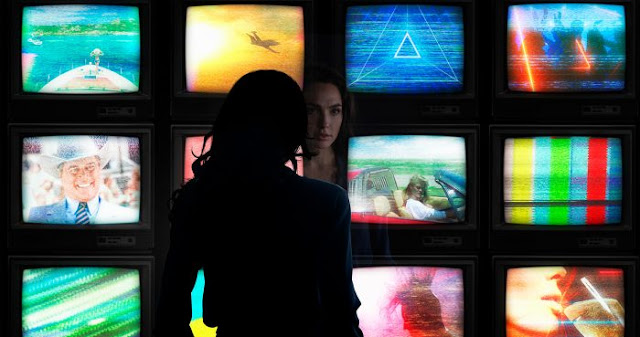 ‘Wonder Woman 1984’, le prime immagini svelano il ritorno di Chris Pine