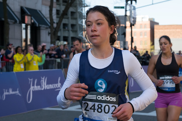 Jake Gyllenhaal e Tatiana Maslany nelle nuove immagini e clip di ‘Stronger’