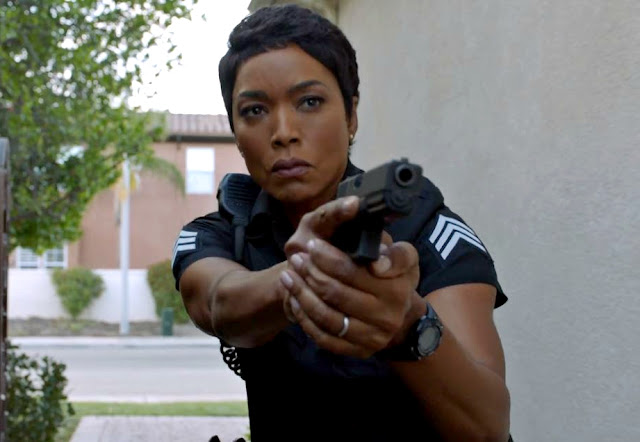 ‘9-1-1’: Primo teaser trailer per la nuova serie di Ryan Murphy con Angela Bassett