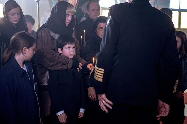 Thomas Vinterberg racconta il disastro del sottomarino russo ‘Kursk’, con Matthias Schoenaerts e Colin Firth