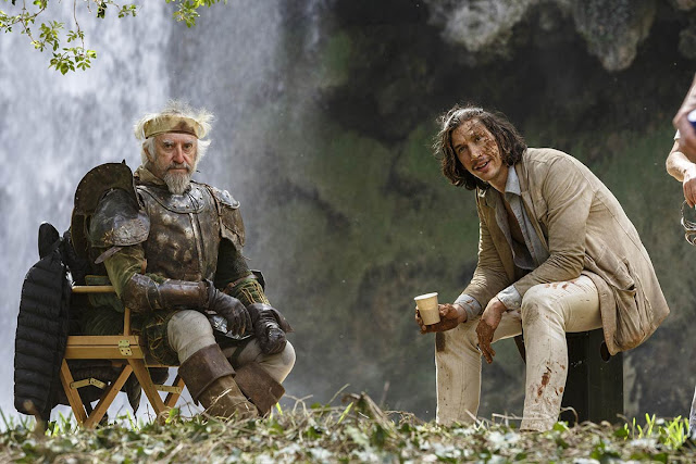 Adam Driver e Jonathan Pryce nelle prime clip di ‘The Man Who Killed Don Quixote’