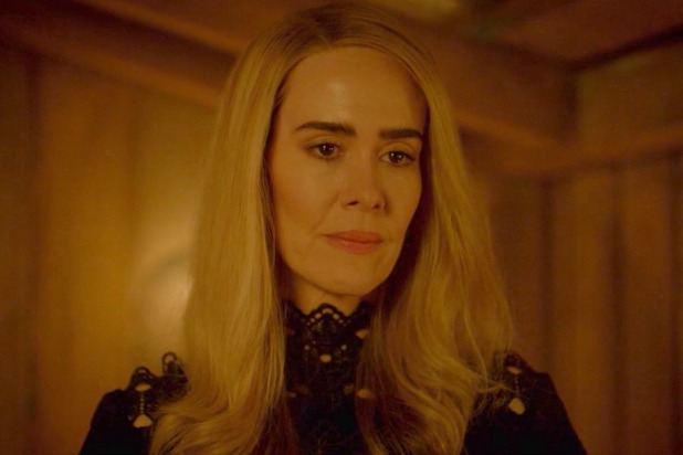 ‘American Horror Story’: Le streghe di Coven torneranno, ma non nella nona stagione
