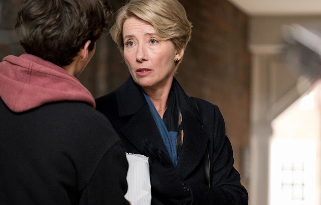 Emma Thompson e Fionn Whitehead nel primo trailer di ‘The Children Act’