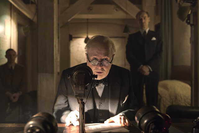 Gary Oldman è Winston Churchill nella nuova clip italiana tratta da ‘L’ora più buia’