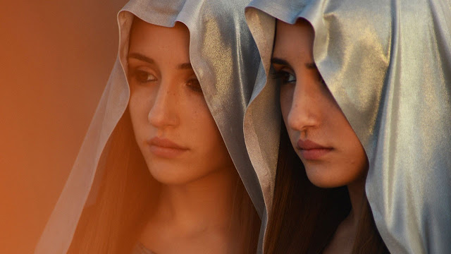 INDIVISIBILI – La Recensione