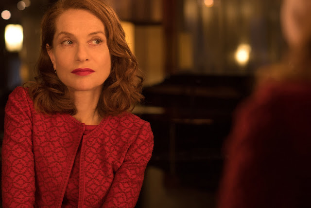 Isabelle Huppert nella prima immagine di ‘Eva’, nuovo film di Benoît Jacquot