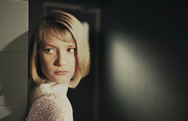 ‘Judy and Punch’: Mia Wasikowska protagonista del live-action del celebre spettacolo di marionette inglese