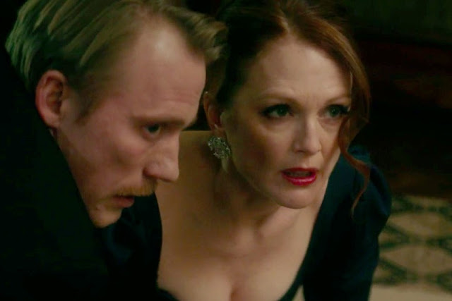 Julianne Moore è una cantante d’opera in ostaggio nel primo trailer di ‘Bel Canto’