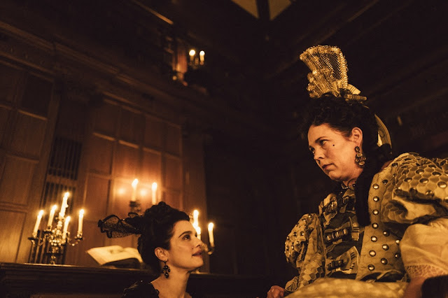 ‘La favorita’: Olivia Colman competerà ai premi come miglior attrice protagonista