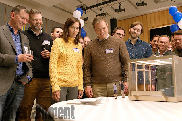 Matt Damon e Kristen Wiig nella prima immagine di ‘Downsizing’, film d’apertura a Venezia 74