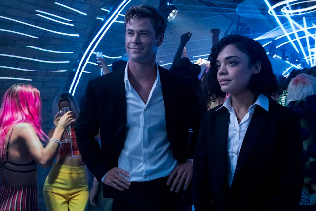 Men In Black: International – La recensione dello spinoff Sony con Chris Hemsworth e Tessa Thompson