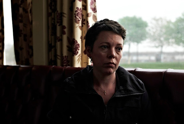 ‘Mothering Sunday’: Olivia Colman e Colin Firth nel film scritto dalla sceneggiatrice di ‘Normal People’