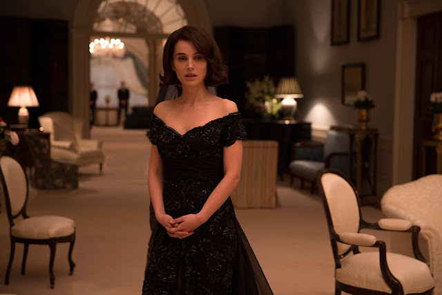 Natalie Portman regista e interprete nei panni di due gemelle