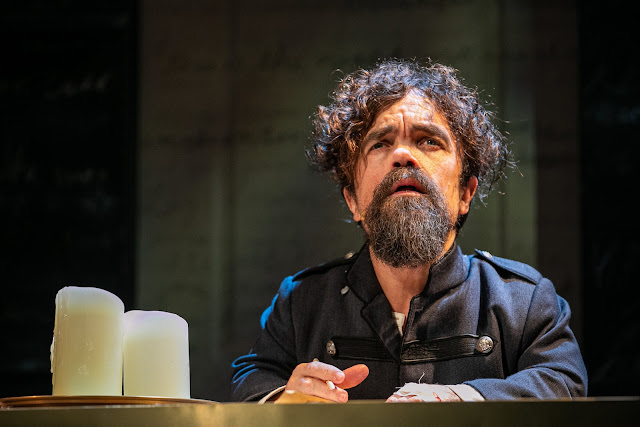 Peter Dinklage sarà Cyrano di Bergerac nel musical diretto da Joe Wright