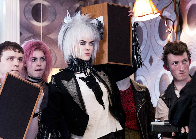 Primi teaser per ‘How to Talk to Girls at Parties’, con Nicole Kidman ed Elle Fanning