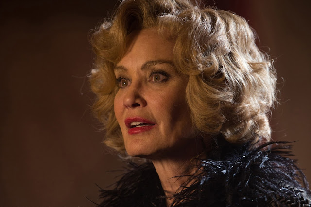 Ryan Murphy dirigerà la serie di ‘Chorus Line’ e il biopic su Marlene Dietrich con Jessica Lange protagonista