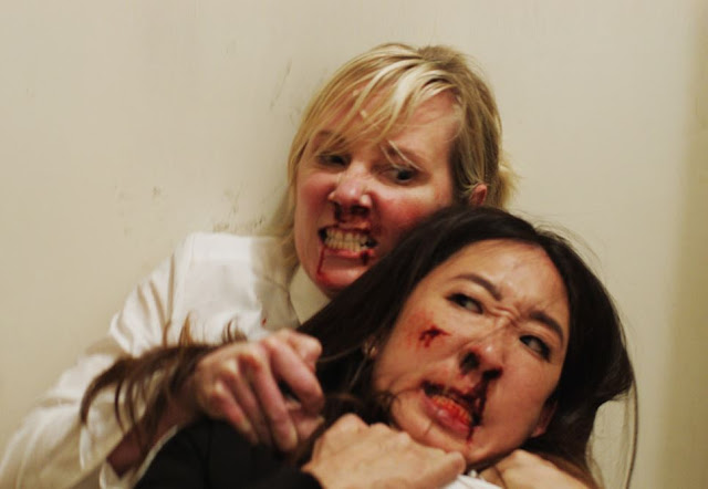 Sandra Oh si scontra con Anne Heche nel trailer di ‘CATFIGHT’