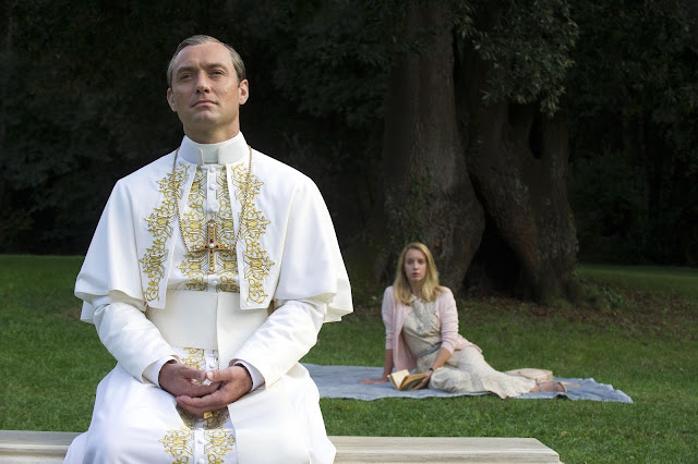 Sky pianifica un rilascio della seconda stagione di ‘The Young Pope’ nelle sale italiane