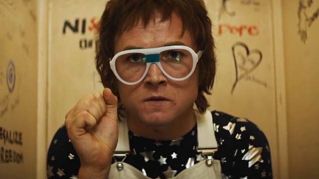 Taron Egerton è un giovane Elton John nel teaser trailer di ‘Rocketman’