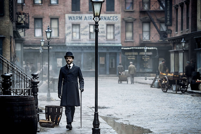 ‘The Alienist’: nuovo trailer per la serie televisiva TNT con Daniel Bruhl, Luke Evans e Dakota Fanning