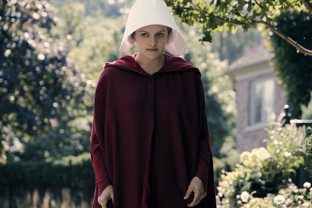 ‘The Handmaid’s Tale’: Hulu rilascia il full trailer della seconda stagione con Elisabeth Moss