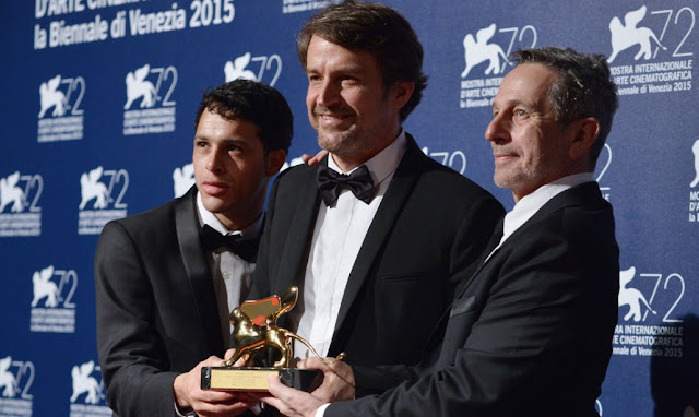 TI GUARDO (Desde Allà)- La Recensione del Leone d’Oro 2015