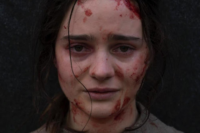 Un gruppo di donne contro la disparità di genere nella selezione di Venezia 75