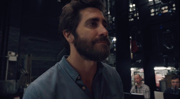Un sorprendente Jake Gyllenhaal canta nel musical ‘SUNDAY IN THE PARK WITH GEORGE’