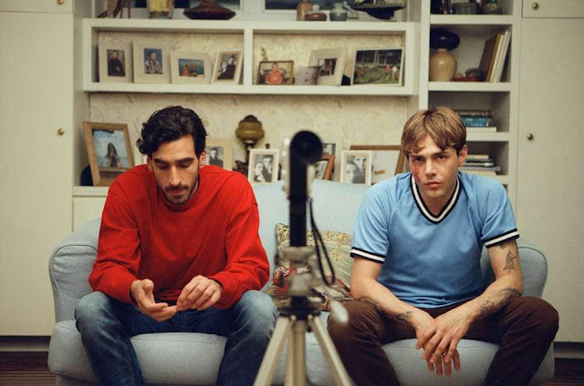Xavier Dolan torna a dirigere se stesso nel primo trailer di ‘Matthias & Maxime’