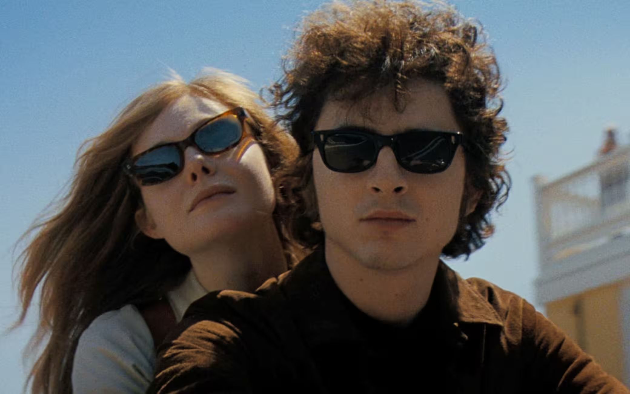 A Complete Unknown, il nuovo trailer del film con Chalamet