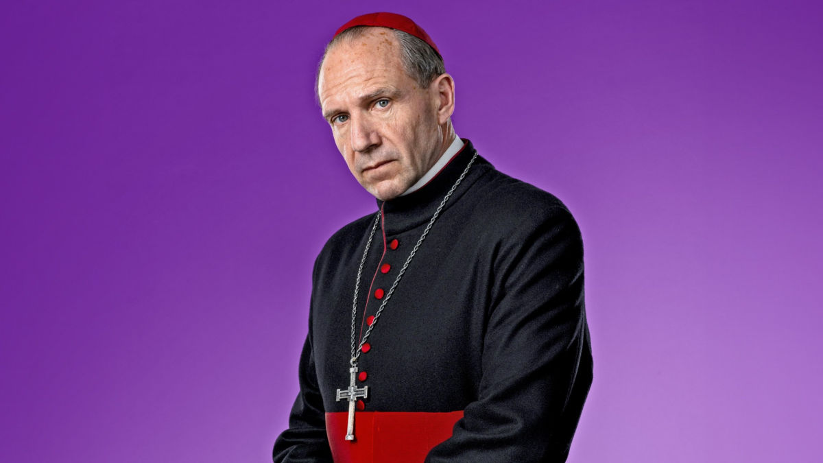 La critica di Londra premia The Brutalist e Ralph Fiennes