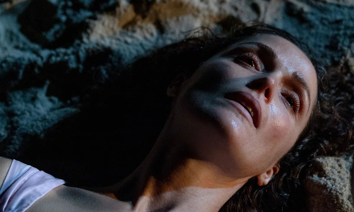 If I Had Legs I’d Kick You, il trailer del film con Rose Byrne